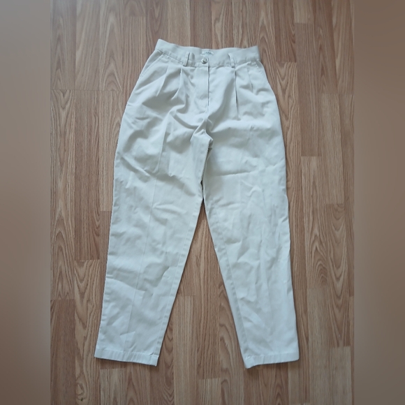 L.L. Bean Pants - L.L. Bean Women's Light Tan Pants